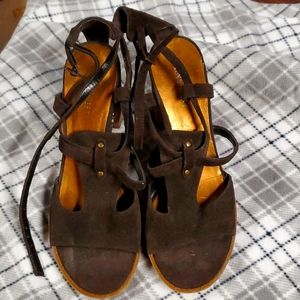 Nine West Brown Suede Strappy Sandals Sice 5.5M
